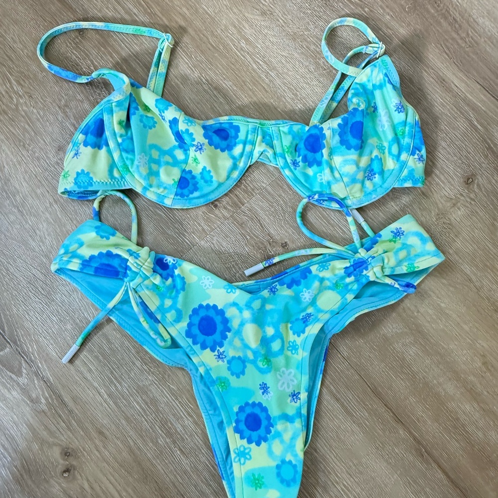 Blackbough Bikini